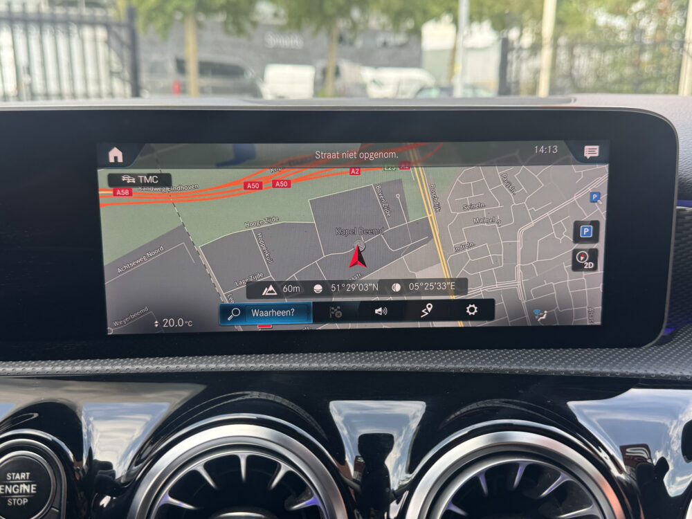 Mercedes-Benz A-Klasse 200 Premium // FULL LED // MEMORY SEAT + STOELVERWARMING // PDC V+A // SFEERVERLICHTING // NAVI // CLIMA 17