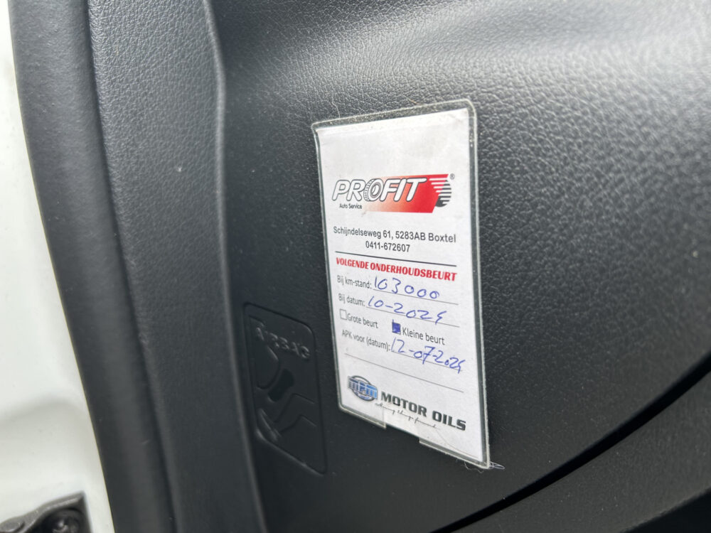 Mercedes-Benz A-Klasse 200 Premium // FULL LED // MEMORY SEAT + STOELVERWARMING // PDC V+A // SFEERVERLICHTING // NAVI // CLIMA 9