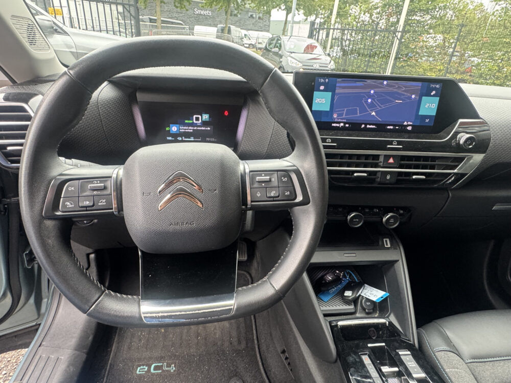 Citroën Ë-C4 Feel Edition 50 kWh // 90% SOH // HEAD UP DISPLAY // NAVI // CRUISE // DAB RADIO // APPLE CARPLAY - ANDROID AUTO // STOEL VERWAR 14