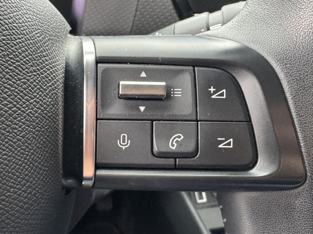 Citroën Ë-C4 Feel Edition 50 kWh // 90% SOH // HEAD UP DISPLAY // NAVI // CRUISE // DAB RADIO // APPLE CARPLAY - ANDROID AUTO // STOEL VERWAR 16