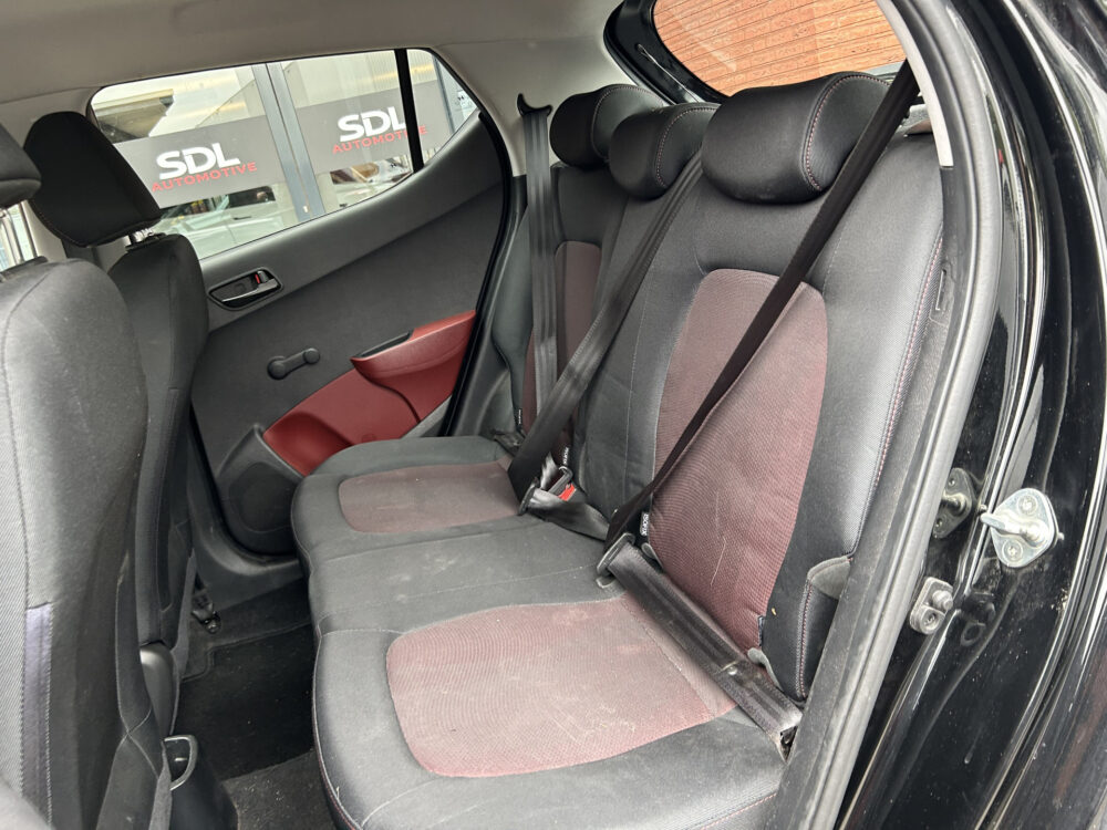 Hyundai i10 1.0i Comfort 5p. // AIRCO // ELEK. RAMEN // GOED ONDERHOUDEN!! 23