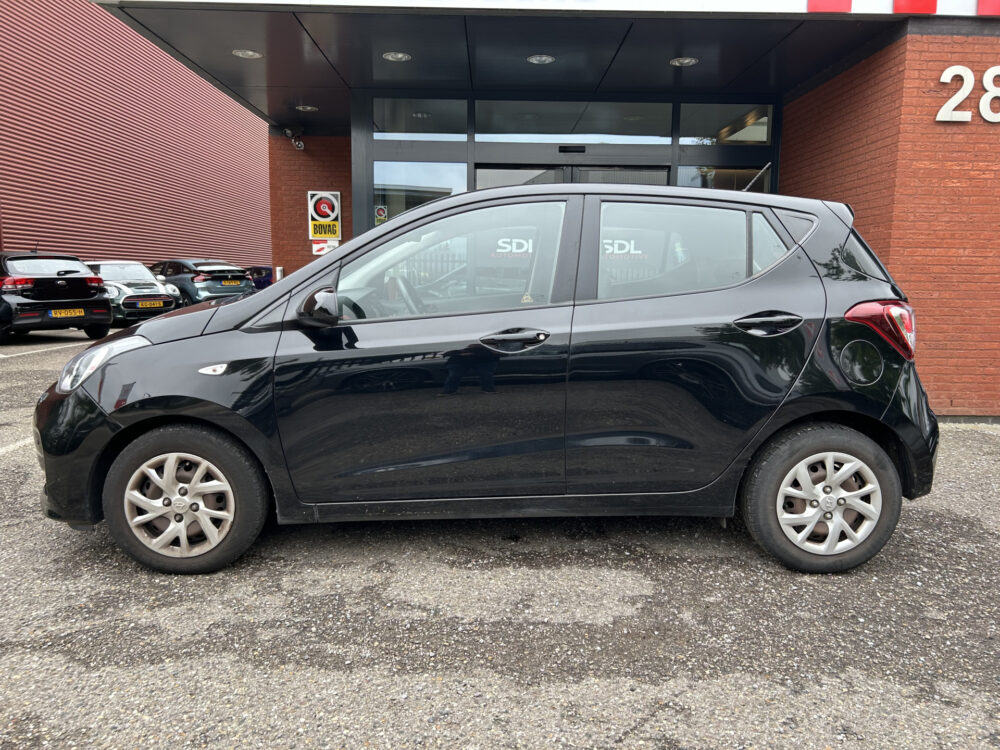 Hyundai i10 1.0i Comfort 5p. // AIRCO // ELEK. RAMEN // GOED ONDERHOUDEN!! 3