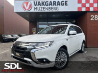 Mitsubishi Outlander 2.4 PHEV Intense+ // HALF-LEDER/ALCANTARA // NAVI + CARPLAY // STANDKACHEL FUNCTIE // CAMERA // KEYLESS // ELEK. STOEL // TREKHA 35