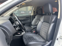 Mitsubishi Outlander 2.4 PHEV Intense+ // HALF-LEDER/ALCANTARA // NAVI + CARPLAY // STANDKACHEL FUNCTIE // CAMERA // KEYLESS // ELEK. STOEL // TREKHA 43