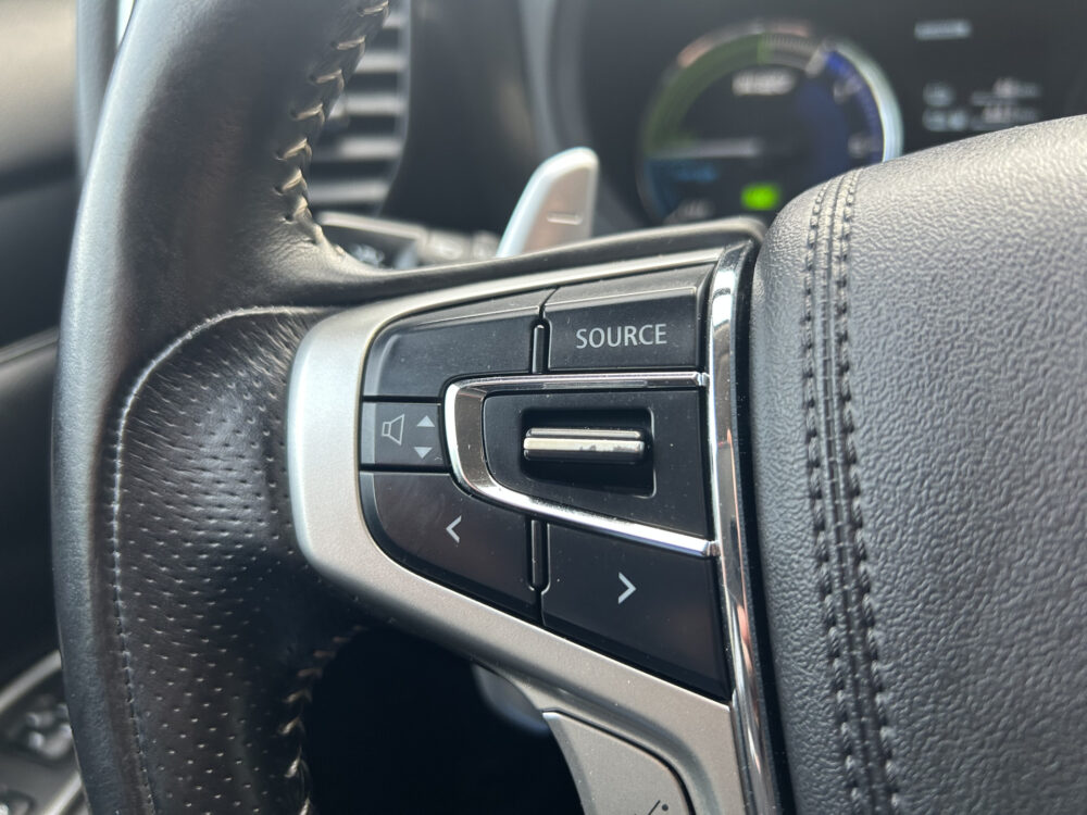 Mitsubishi Outlander 2.4 PHEV Intense+ // HALF-LEDER/ALCANTARA // NAVI + CARPLAY // STANDKACHEL FUNCTIE // CAMERA // KEYLESS // ELEK. STOEL // TREKHA 9