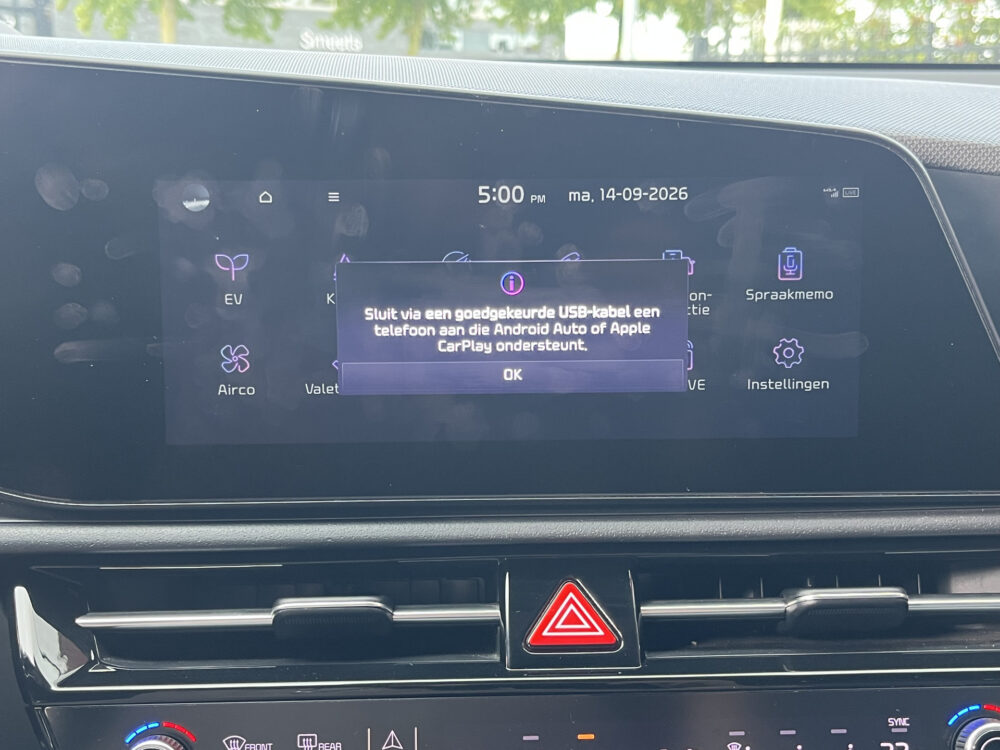 Kia e-Niro DynamicPlusLine 64 kWh // NAVI // CAMERA // ELEK. ACHTERKLEP // APPLE CARPLAY - ANDROID AUTO // ADAPTIVE CRUISE // 17