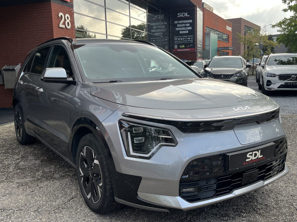 Kia e-Niro DynamicPlusLine 64 kWh // NAVI // CAMERA // ELEK. ACHTERKLEP // APPLE CARPLAY - ANDROID AUTO // ADAPTIVE CRUISE // 2