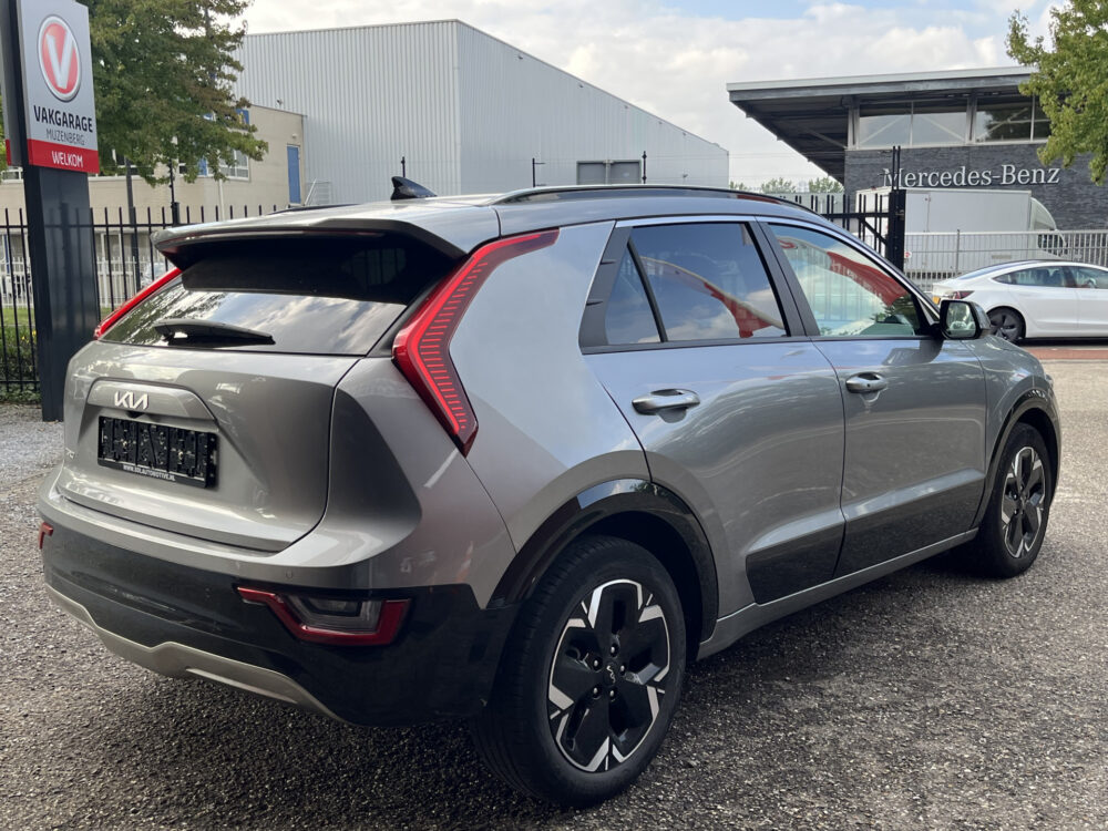 Kia e-Niro DynamicPlusLine 64 kWh // NAVI // CAMERA // ELEK. ACHTERKLEP // APPLE CARPLAY - ANDROID AUTO // ADAPTIVE CRUISE // 4