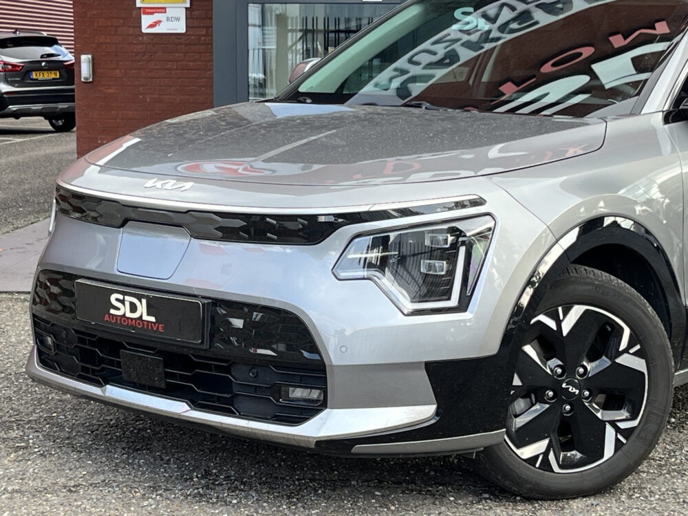 Kia e-Niro DynamicPlusLine 64 kWh // NAVI // CAMERA // ELEK. ACHTERKLEP // APPLE CARPLAY - ANDROID AUTO // ADAPTIVE CRUISE // 6