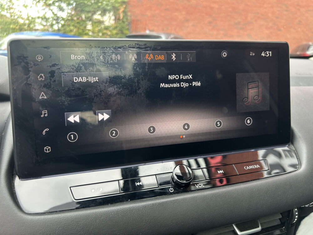 Nissan QASHQAI 1.5 e-Power 190 PK!! N-Connecta // FULL LED // 360 CAMERA // NAVI + CARPLAY // PANO-DAK // PDC V+A // ADAPTIVE CRUISE // KEYLESS 18