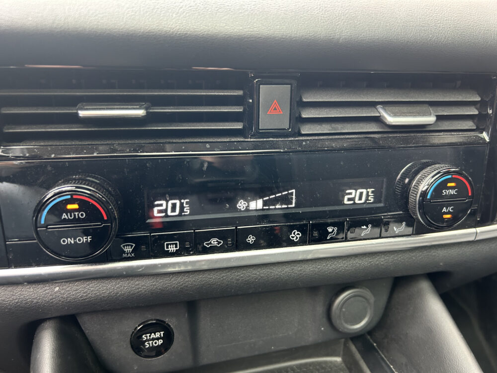 Nissan QASHQAI 1.5 e-Power 190 PK!! N-Connecta // FULL LED // 360 CAMERA // NAVI + CARPLAY // PANO-DAK // PDC V+A // ADAPTIVE CRUISE // KEYLESS 20