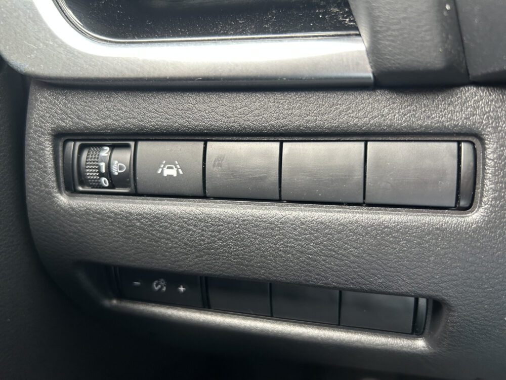 Nissan QASHQAI 1.5 e-Power 190 PK!! N-Connecta // FULL LED // 360 CAMERA // NAVI + CARPLAY // PANO-DAK // PDC V+A // ADAPTIVE CRUISE // KEYLESS 24
