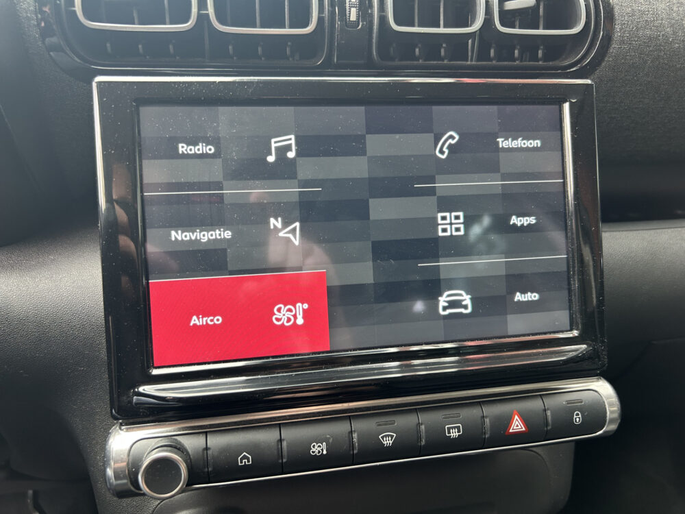 Citroën C3 Aircross 1.2 PureTech Shine // LED // KEYLESS // NAVI + CARPLAY // CAMERA // PDC // CLIMA 17