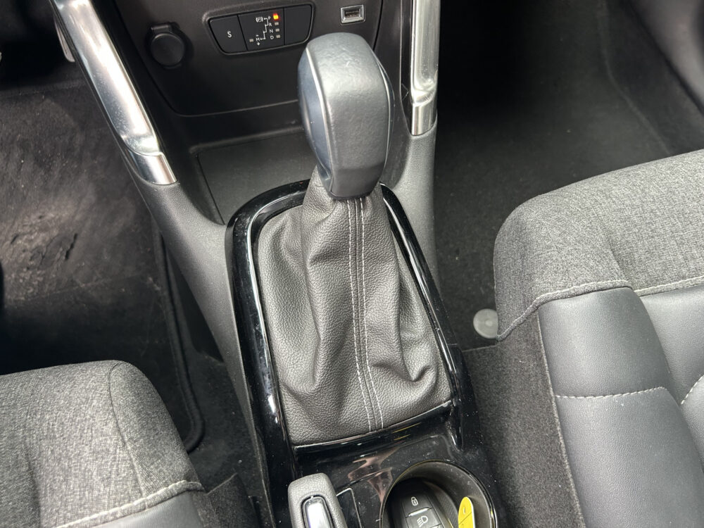 Citroën C3 Aircross 1.2 PureTech Shine // LED // KEYLESS // NAVI + CARPLAY // CAMERA // PDC // CLIMA 22