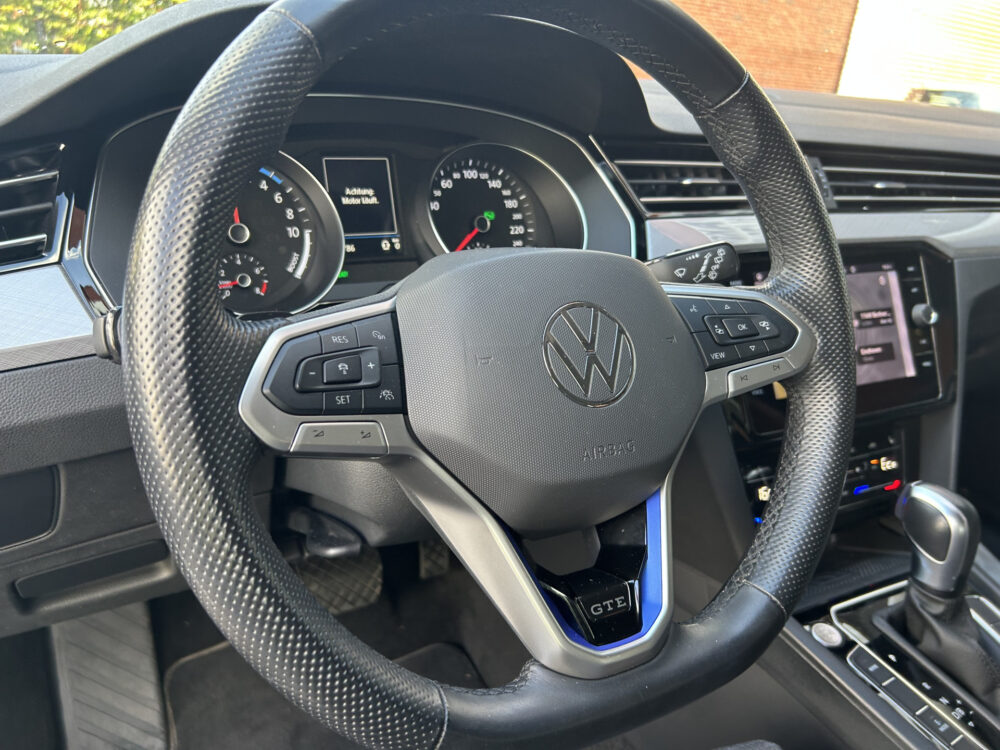 Volkswagen Passat Variant 1.4 TSI PHEV GTE Business 94,8 SOH!! // // LED // ADAP. CRUISE // NAVI + CARPLAY // CAMERA // PDC V+A // ERGO COMFORT ST 6