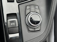 BMW X1 xDrive20i Executive // PANO / SCHUIF- KANTELDAK // NAVI // PDC V+A // CRUISE // TREKHAAK // ELEK. ACHTERKLEP // 56