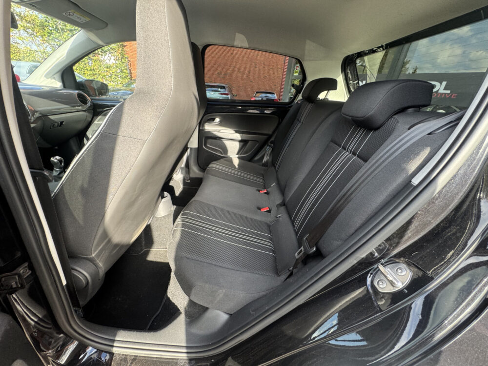 SEAT Mii 1.0 Sport Intense // AIRCO // PARKEER SENSOREN // 5-DEURS // CRUISE // BLUETOOTH // 13
