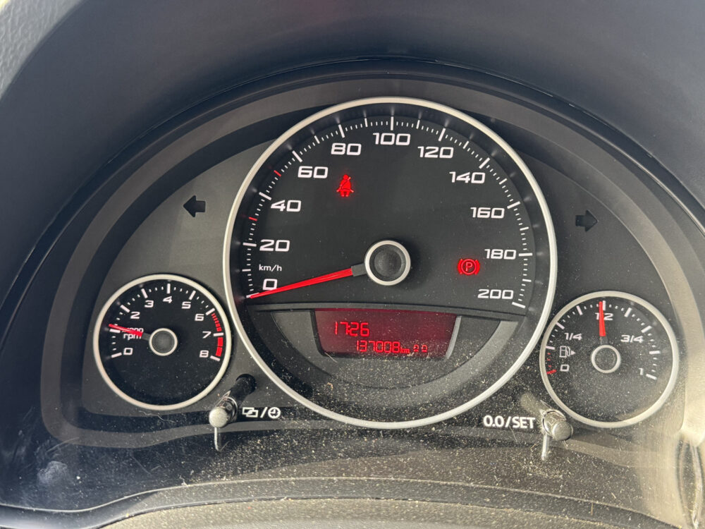 SEAT Mii 1.0 Sport Intense // AIRCO // PARKEER SENSOREN // 5-DEURS // CRUISE // BLUETOOTH // 18
