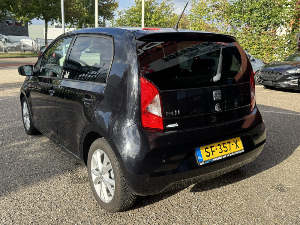 SEAT Mii 1.0 Sport Intense // AIRCO // PARKEER SENSOREN // 5-DEURS // CRUISE // BLUETOOTH // 4