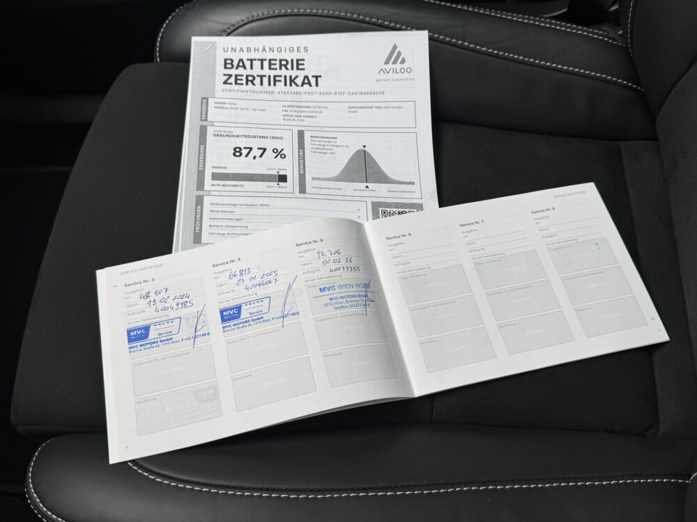 Volvo XC40 1.5 T5 Recharge R-Design // PANO SCHUIF-DAK // TREKHAAK // MEMORY SEATS // HARMAN KARDON AUDIO // CAMERA // ADAPTIVE CRUISE // 10