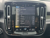 Volvo XC40 1.5 T5 Recharge R-Design // PANO SCHUIF-DAK // TREKHAAK // MEMORY SEATS // HARMAN KARDON AUDIO // CAMERA // ADAPTIVE CRUISE // 66