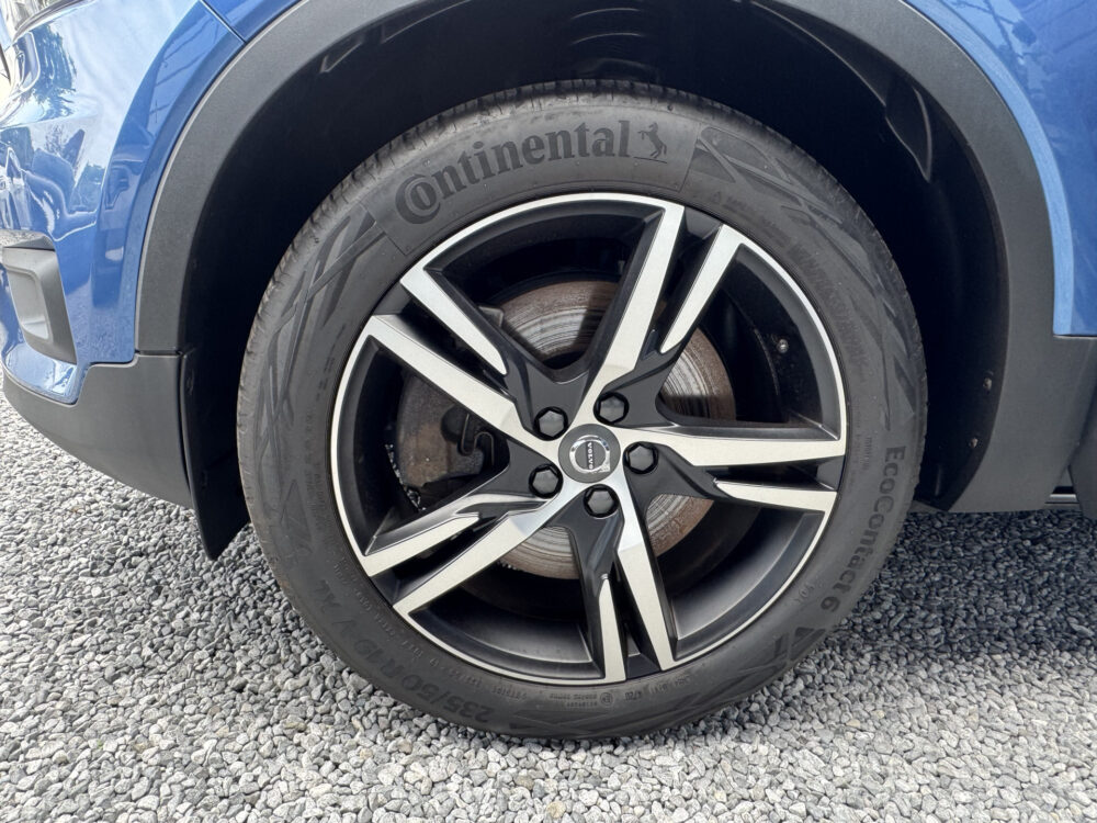 Volvo XC40 1.5 T5 Recharge R-Design // PANO SCHUIF-DAK // TREKHAAK // MEMORY SEATS // HARMAN KARDON AUDIO // CAMERA // ADAPTIVE CRUISE // 8