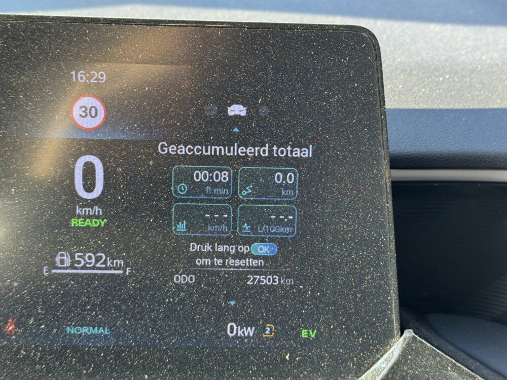 MG MG3 Hybrid+ 1.5 Hybrid+ Luxury // NAVI // CAMERA // ADAPTIVE CRUISE // CLIMA // APPLE CARPLAY-ANDROID AUTO // 29