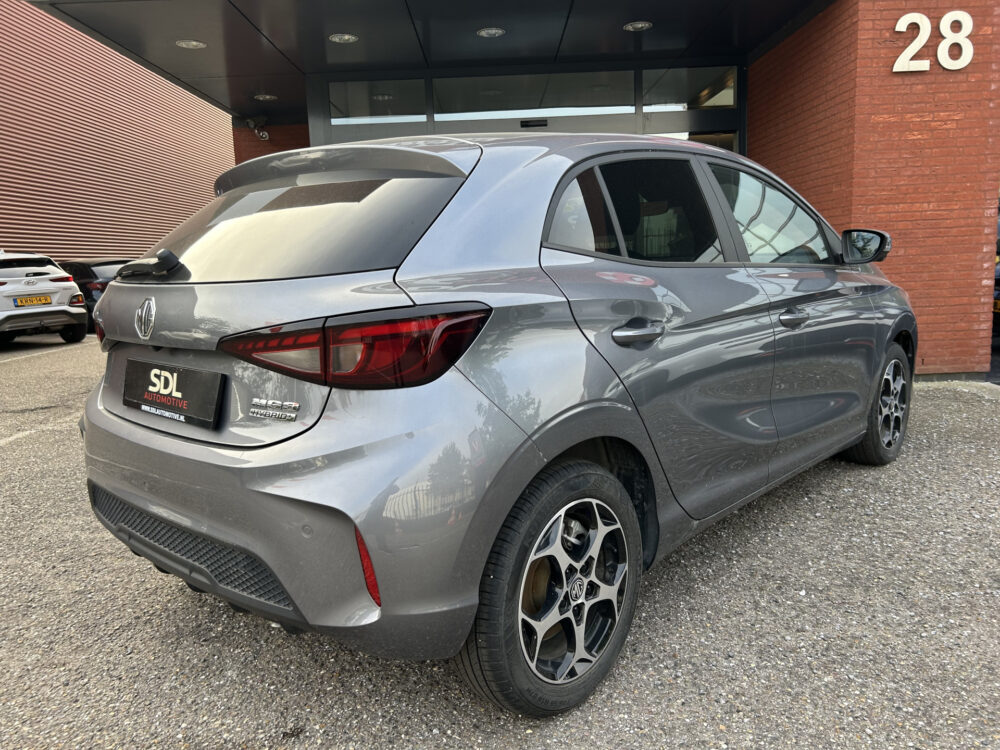 MG MG3 Hybrid+ 1.5 Hybrid+ Luxury // FULL LED // NAVI + CARPLAY // 360 CAMERA // KEYLESS // STOEL + STUURWIELVERWARMING // HALF-LEDER 2