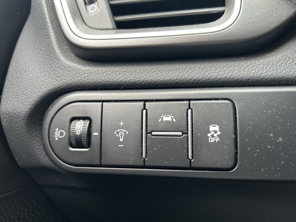 Kia Ceed Sportswagon 1.0 T-GDi DynamicLine // NAVI + CARPLAY // CLIMA // CAMERA // PDC // CRUISE 24