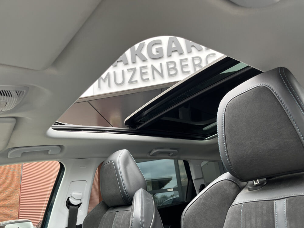 Peugeot 5008 1.2 130 PK GT-Line Crossway 7P. // ADAPT. CRUISE // SCHUIF-KANTELDAK // LEDER-ALCANTARA // ELEK. STOEL+GEHEUGEN // FOCAL AUDIO / 18