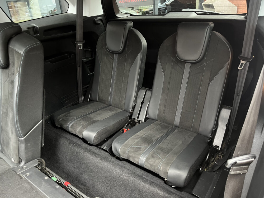 Peugeot 5008 1.2 130 PK GT-Line Crossway 7P. // ADAPT. CRUISE // SCHUIF-KANTELDAK // LEDER-ALCANTARA // ELEK. STOEL+GEHEUGEN // FOCAL AUDIO / 21