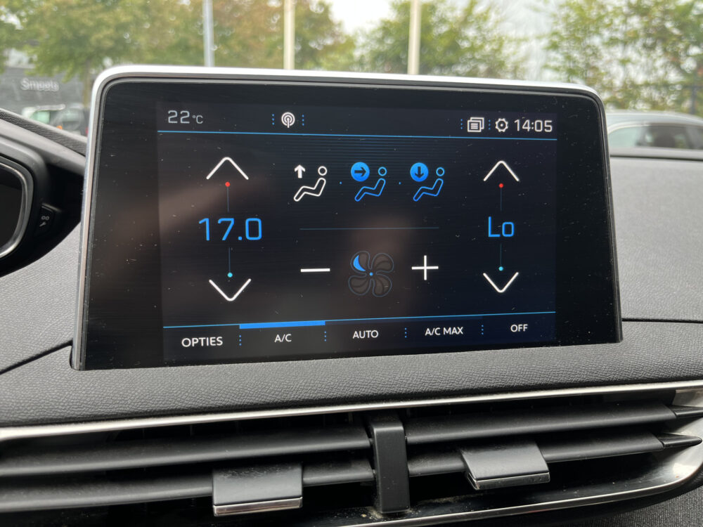 Peugeot 5008 1.2 130 PK GT-Line Crossway 7P. // ADAPT. CRUISE // SCHUIF-KANTELDAK // LEDER-ALCANTARA // ELEK. STOEL+GEHEUGEN // FOCAL AUDIO / 35
