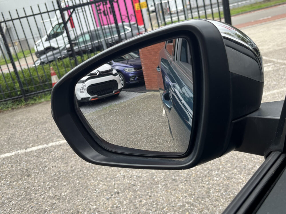 Peugeot 5008 1.2 130 PK GT-Line Crossway 7P. // ADAPT. CRUISE // SCHUIF-KANTELDAK // LEDER-ALCANTARA // ELEK. STOEL+GEHEUGEN // FOCAL AUDIO / 38