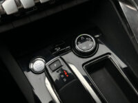 Peugeot 5008 1.2 130 PK GT-Line Crossway 7P. // ADAPT. CRUISE // SCHUIF-KANTELDAK // LEDER-ALCANTARA // ELEK. STOEL+GEHEUGEN // FOCAL AUDIO / 69