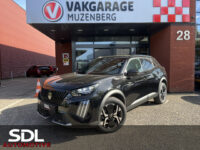 Peugeot 2008 1.2 Hybrid 145 GT // ADAPT. CRUISE // DODEHOEK // 360 CAMERA+SENSOREN // KEYLESS // SFEERVERLICHTING // 36