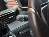 Peugeot 2008 1.2 Hybrid 145 GT // ADAPT. CRUISE // DODEHOEK // 360 CAMERA+SENSOREN // KEYLESS // SFEERVERLICHTING // 59