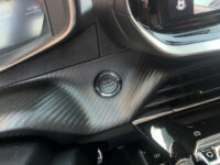 Peugeot 2008 1.2 Hybrid 145 GT // ADAPT. CRUISE // DODEHOEK // 360 CAMERA+SENSOREN // KEYLESS // SFEERVERLICHTING // 64
