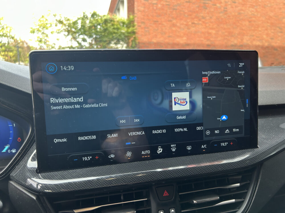 Ford Focus 1.0 EcoBoost 155PK!! Hybrid ST Line X // LED // NAVI + CARPLAY // B&O AUDIO // PDC V+A // CAMERA // KEYLESS // TREKHAAK!! 18