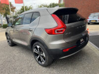 Volvo XC40 1.5 T5 Recharge Inscription // SCHUIF-KANTELDAK // LEDER // HARMAN&KARDON // DODEHOEK // ADAPT. CRUISE // 360 CAMERA+SENSOREN // 42