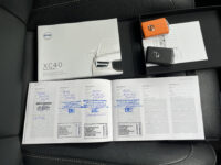 Volvo XC40 1.5 T5 Recharge Inscription // SCHUIF-KANTELDAK // LEDER // HARMAN&KARDON // DODEHOEK // ADAPT. CRUISE // 360 CAMERA+SENSOREN // 43
