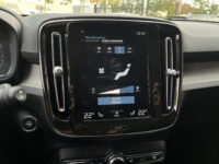 Volvo XC40 1.5 T5 Recharge Inscription // SCHUIF-KANTELDAK // LEDER // HARMAN&KARDON // DODEHOEK // ADAPT. CRUISE // 360 CAMERA+SENSOREN // 68