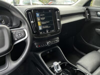Volvo XC40 1.5 T5 Recharge Inscription // SCHUIF-KANTELDAK // LEDER // HARMAN&KARDON // DODEHOEK // ADAPT. CRUISE // 360 CAMERA+SENSOREN // 74