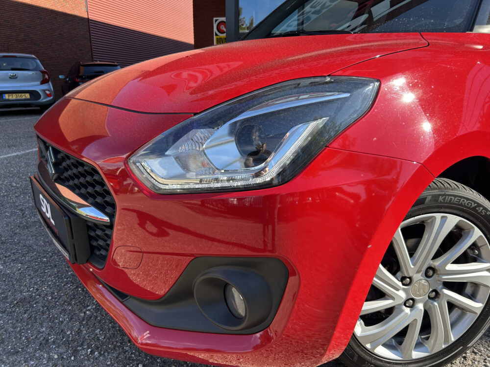 Suzuki Swift 1.2 Style Smart Hybrid // DODEHOEK // ADAPT. CRUISE // CAMERA+SENSOREN // STOELVERWARMING // APPLE CARPLAY / ANDROID AUTO 26