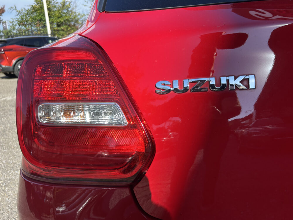 Suzuki Swift 1.2 Style Smart Hybrid // DODEHOEK // ADAPT. CRUISE // CAMERA+SENSOREN // STOELVERWARMING // APPLE CARPLAY / ANDROID AUTO 31