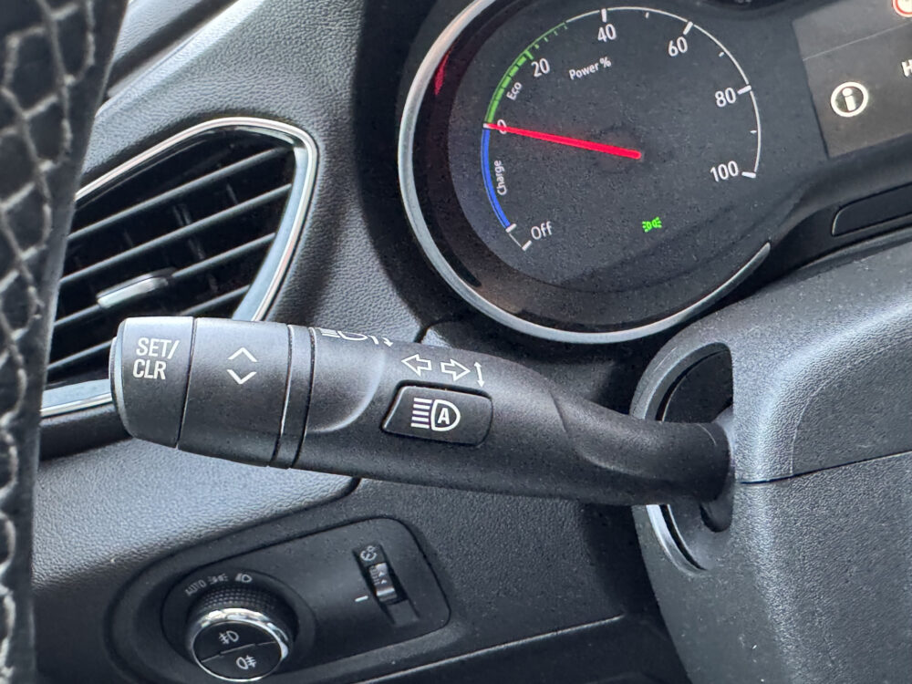 Opel Grandland X 1.6 Turbo Hybrid Ultimate // TREKHAAK // NAVI // CRUISE // CLIMA // CAMERA // MEMORY SEATS // DAB RADIO // 26