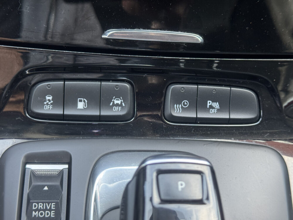 Opel Grandland X 1.6 Turbo Hybrid Ultimate // TREKHAAK // NAVI // CRUISE // CLIMA // CAMERA // MEMORY SEATS // DAB RADIO // 31