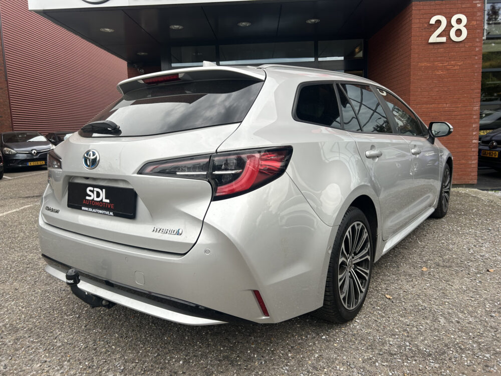 Toyota Corolla Touring Sports 1.8 Hybrid Executive // FULL LED // NAVI + CARPLAY // STOEL + STUURWIELVERWARMING // ADAPTIVE CRUISE // PDC V+A // KEYLESS // DO 2
