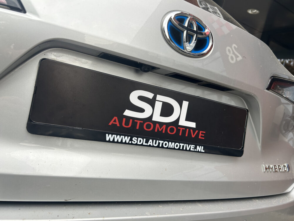 Toyota Corolla Touring Sports 1.8 Hybrid Executive // FULL LED // NAVI + CARPLAY // STOEL + STUURWIELVERWARMING // ADAPTIVE CRUISE // PDC V+A // KEYLESS // DO 30