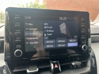 Toyota Corolla Touring Sports 1.8 Hybrid Executive // FULL LED // NAVI + CARPLAY // STOEL + STUURWIELVERWARMING // ADAPTIVE CRUISE // PDC V+A // KEYLESS // DO 50
