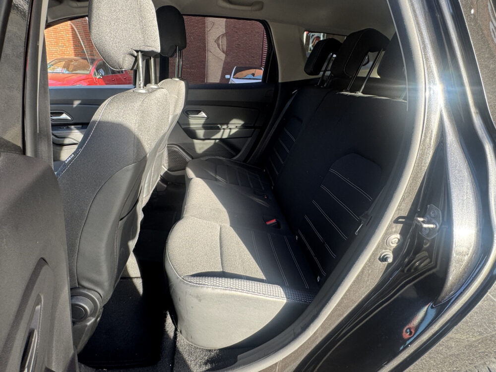 Dacia Duster 1.6 SCe Prestige // 360° CAMERA // NAVI // CLIMA // STOELVERWARMING // CRUISE // BLIND SPOT MONITOR // 12